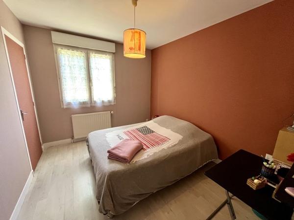 Maison à vendre 226 180 € Saint-Yrieix-la-Perche 6 p 144 m² DPE D