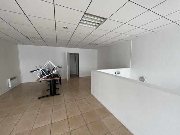 Plusieurs plateaux de bureaux divisibles à partir de 48 m2