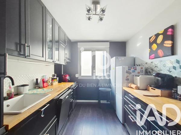 Appartement à vendre 4 pièces 93 m² Le Coudray-Montceaux