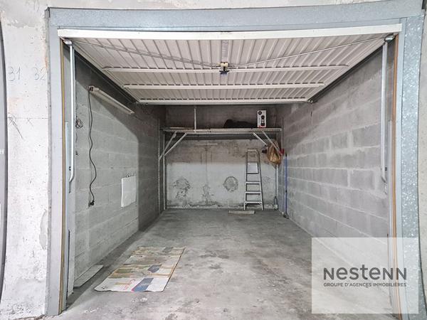 Fréjus plage, T2, 2 chambres, garage, calme, piscine