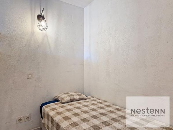 Fréjus plage, T2, 2 chambres, garage, calme, piscine