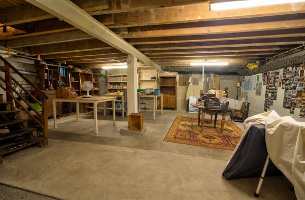 Agen - Maison de caractère de 150m2, composée de 5 pièces, 3 chambres, un bureau et extérieur.