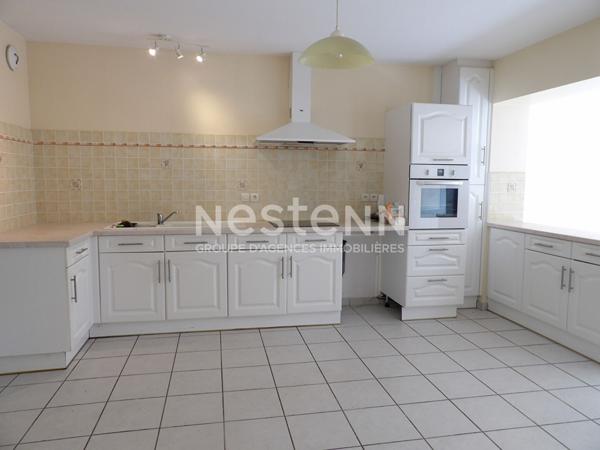 Maison composée de deux logements en un !! dans un Quartier calme et à deux pas du centre ville de LA FLECHE