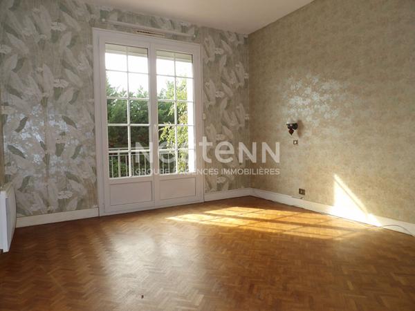 Maison composée de deux logements en un !! dans un Quartier calme et à deux pas du centre ville de LA FLECHE