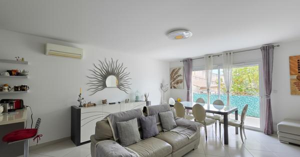 Appartement esprit maison T4 lumineux avec extérieurs, au coeur du village de Mallemort