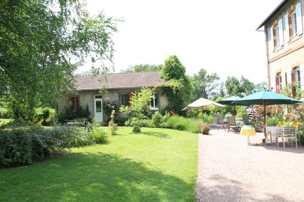Montcombroux-les-Mines (03130) Viager occupé sans rente - Belle maison bourgeoise avec terrain et piscine