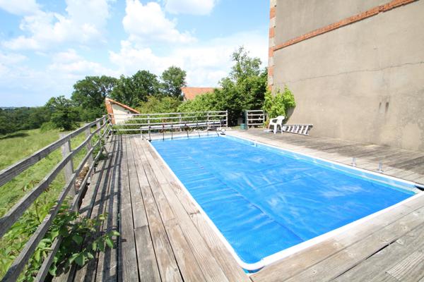 Montcombroux-les-Mines (03130) Viager occupé sans rente - Belle maison bourgeoise avec terrain et piscine