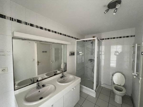 Appartement 4 pièces                                        - 44000 Nantes - Guist'hau Réf : 12071