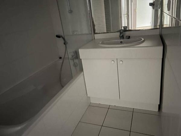 Appartement 4 pièces                                        - 44000 Nantes - Guist'hau Réf : 12071