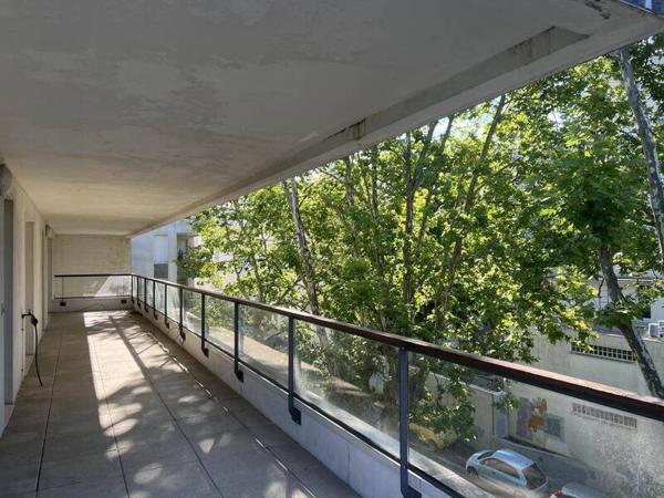 Appartement 4 pièces                                        - 44000 Nantes - Guist'hau Réf : 12071