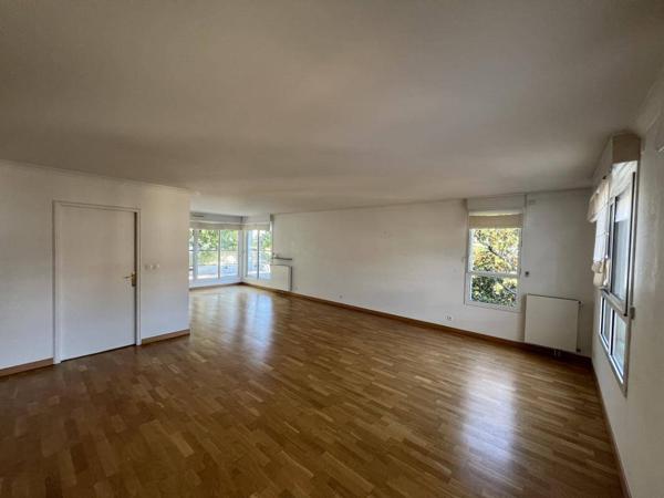 Appartement 4 pièces                                        - 44000 Nantes - Guist'hau Réf : 12071