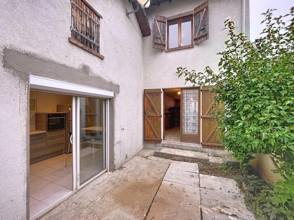 A SAVIGNY-SUR-ORGE - MAISON  DE 100M² HABITABLES SUR 350 M2  DE PARCELLE - SECTEUR CALME