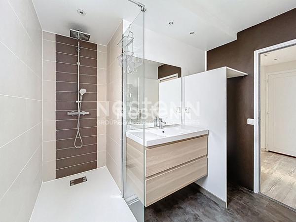 Appartement hypercentre Dreux 3 pièces, toutes commodités à pieds, entièrement rénové 78 m²