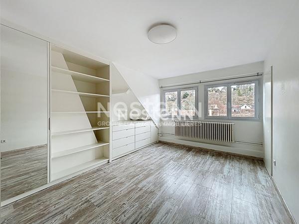Appartement hypercentre Dreux 3 pièces, toutes commodités à pieds, entièrement rénové 78 m²