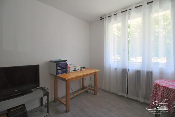 Appartement T3 en rez-de-chaussée à Barberaz (73000) avec balcon et cave