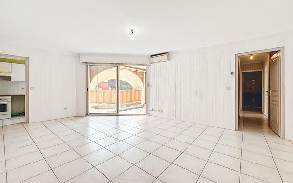 Appartement à vendre    3 pièces • 57,16 m2 Fréjus