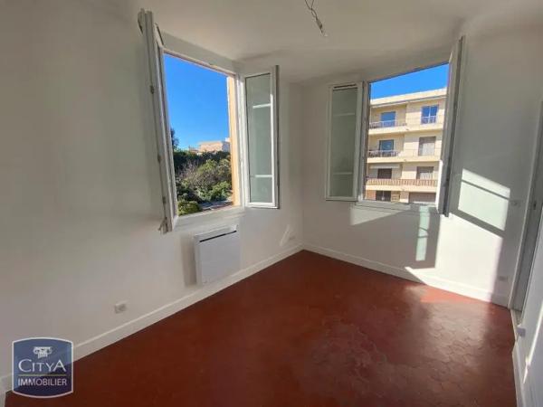 Appartement à louer 2 pièces 28.77m²