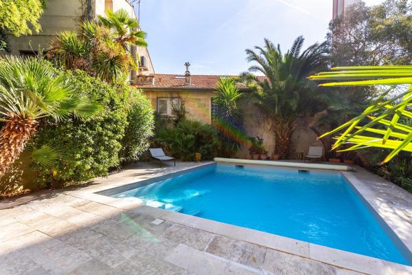 Vente Maison de luxe Bordeaux 9 Pièces 245 m²