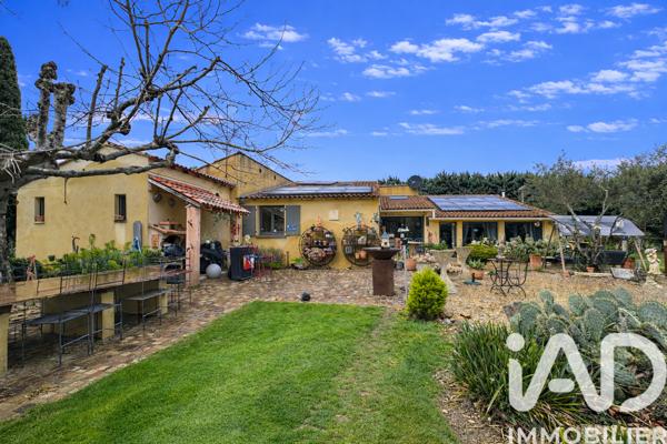 Maison à vendre 7 pièces 210 m² Le Thor