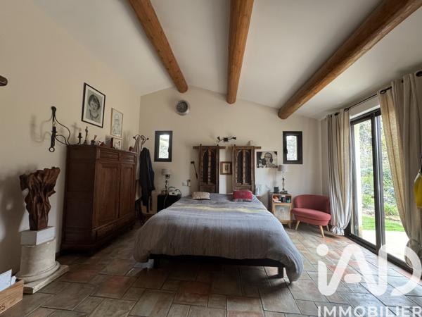 Maison à vendre 7 pièces 210 m² Le Thor