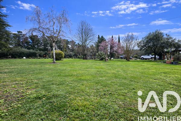 Maison à vendre 7 pièces 210 m² Le Thor