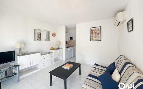 Appartement à vendre    2 pièces • 33 m2 Cogolin