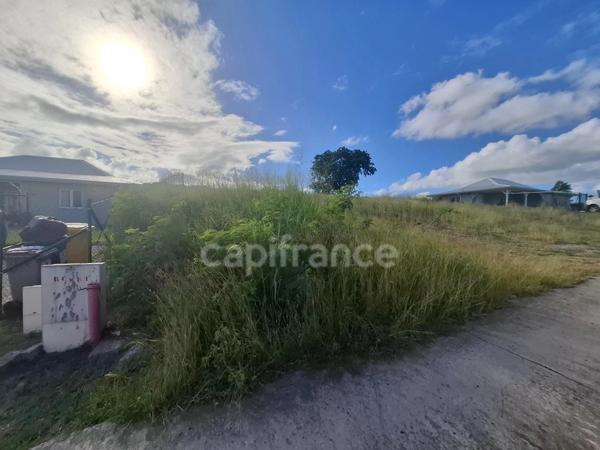 A vendre - Terrain à bâtir – 707 m² – Le Diamant, quartier O'Mullane