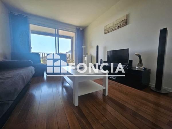 Location Studio meublé 29.6 m² - 45 AVENUE DU LAZARET La Rochelle 17000