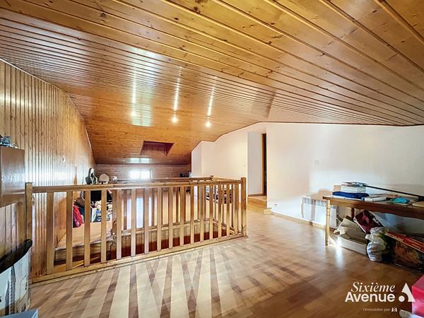 Maison 8 pièces 307 m2