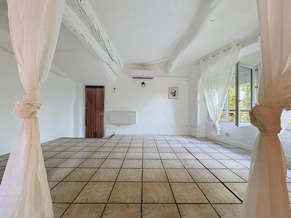 Appartement 2 pièces 65 m2