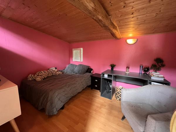 Grange aménagée 4 chambres - grand terrain pour chevaux