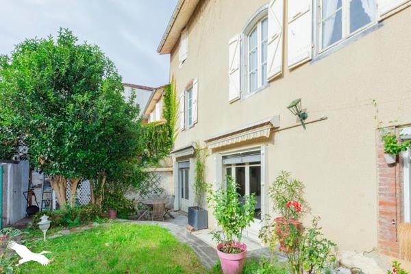 Maison à vendre |  Mirande |  7 pièces | 320 m²