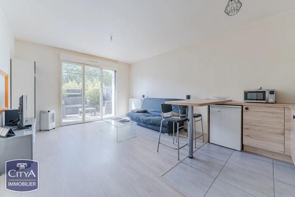 Appartement à vendre 2 pièces 42m² Saint-Cyr-sur-Loire (37540)