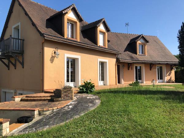 Le Mans Maison de 248m2 5 - 6 chambres avec grand atelier garage, bureau cabinet