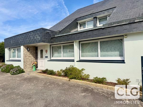 Maison d'architecte aux volumes remarquables - Pleuven