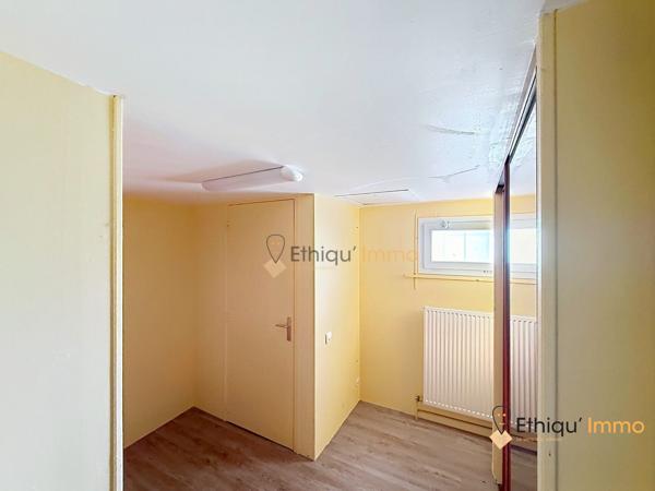 Coup de cœur assuré ! Maison familiale de 161 m² avec véranda chauffée et terrain arboré de 2 800 m²