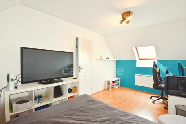Maison familiale avec 5 chambres, jardin et garage – Boisseaux (proche Angerville)