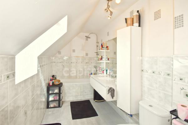 Maison familiale avec 5 chambres, jardin et garage – Boisseaux (proche Angerville)