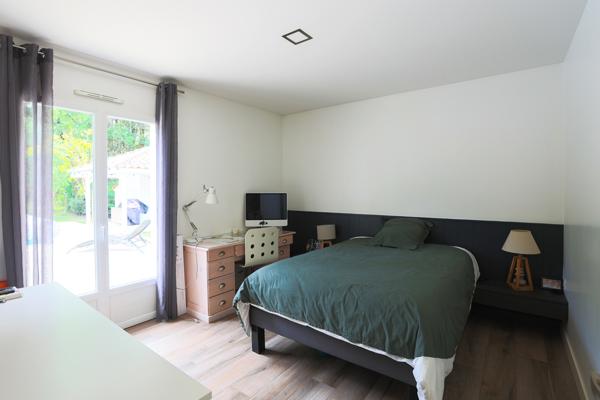 Maison familiale, chaleureuse et lumineuse dans quartier résidentiel - La Brède