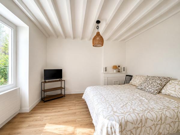 Maison
         3 pièces
        - 105 m² 100 000 € *