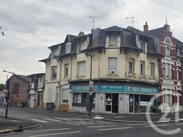 Immeuble à vendre  300 m 2   ST QUENTIN  - 02