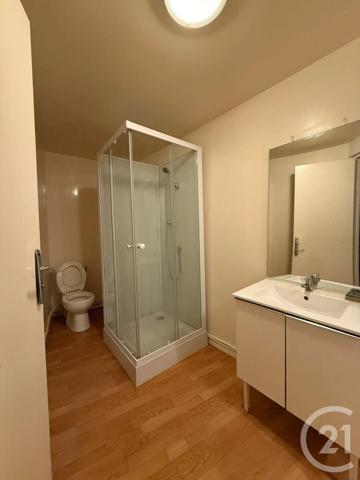 Immeuble à vendre  300 m 2   ST QUENTIN  - 02