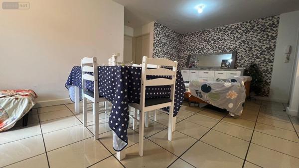 Appartement à vendre à Sainte-Clotilde à la Réunion (97490), ref : 97405/129   
le moufia