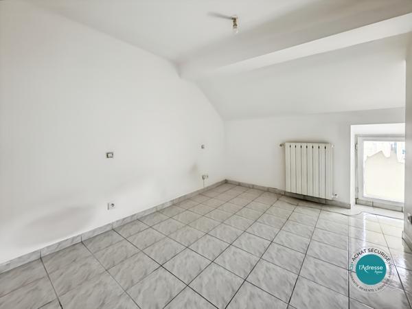 Maison Ballancourt Sur Essonne 2 pièce(s)