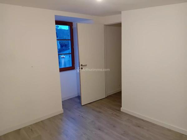 Location Appartement 3 pièces 53 m2 à Monestiés