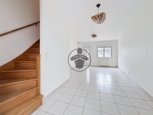 Location                                                      Maison
                        
                     3 pièces                      62 m2                     à Saint-Quentin