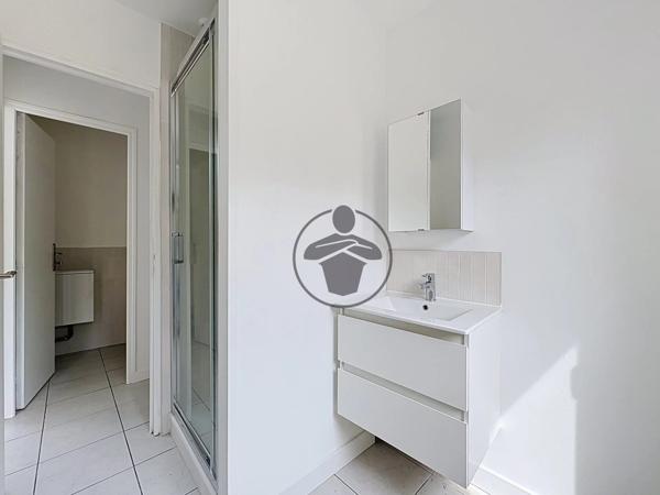 Location                                                      Maison
                        
                     3 pièces                      62 m2                     à Saint-Quentin