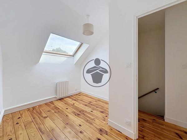 Location                                                      Maison
                        
                     3 pièces                      62 m2                     à Saint-Quentin