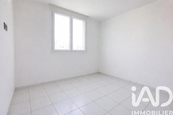 Location appartement 5 pièces 86,17 m² Mantes-la-Jolie