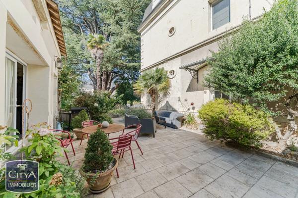 Maison à vendre 8 pièces 220m² Chinon (37500)